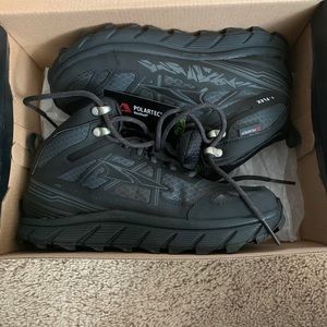 Altra Lone Peak V-Flex